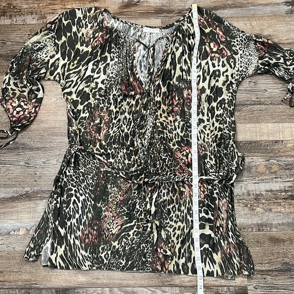 SHAN Leopard Print Silk Viscose 3/4 Sleeve Tunic Peasant Top Coverup Sz 10/M - Picture 11 of 16